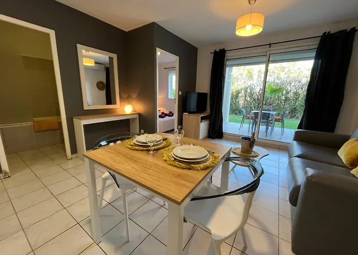 Le Jardin De Babylone 11 - Naturiste - Dedie Aux Couples - Cap D'agde Appartamento